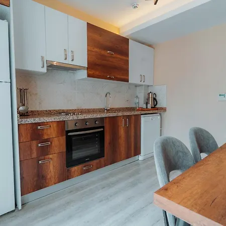 酒店 Empula & Residences 特拉布宗