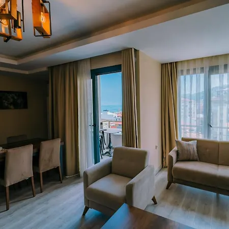 Empula & Residences 特拉布宗