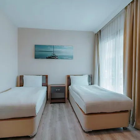 Empula & Residences 4*