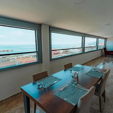 فندق Empula & Residences 4*