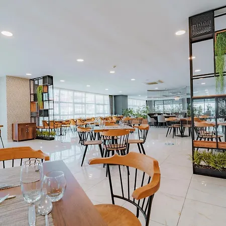Empula & Residences ترابزون