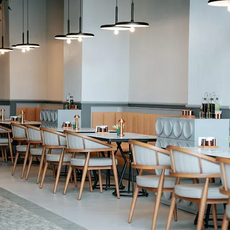Empula & Residences فندق