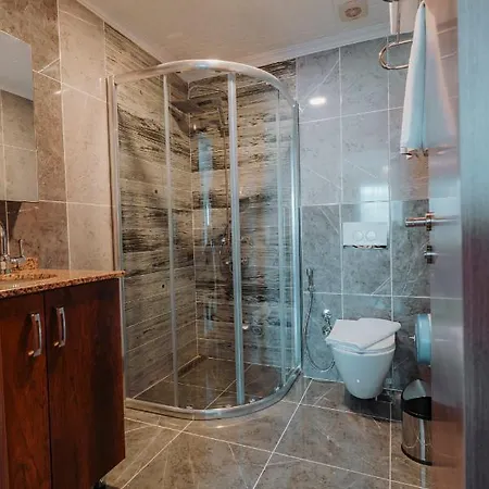 Hotel Empula & Residences