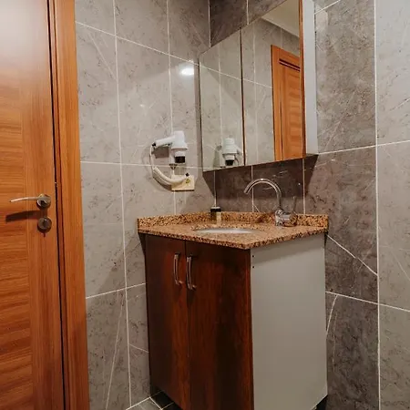 Hotel Empula & Residences 4*