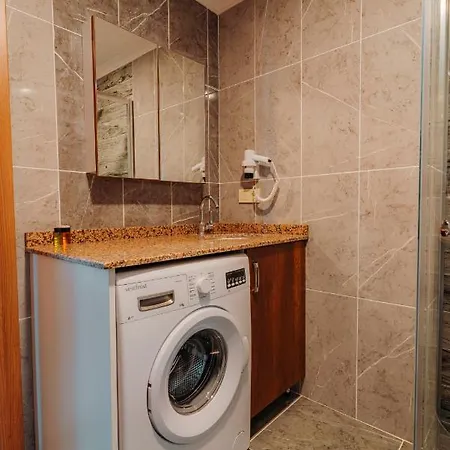 Empula & Residences Hotel 4*