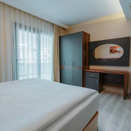 Empula & Residences Hotel