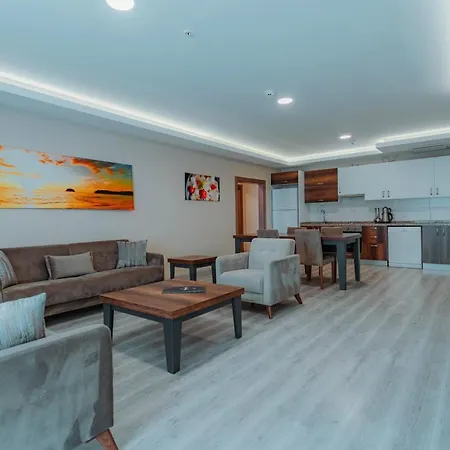 Empula & Residences Hotel 4*