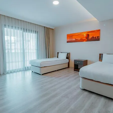 Empula & Residences Hotel