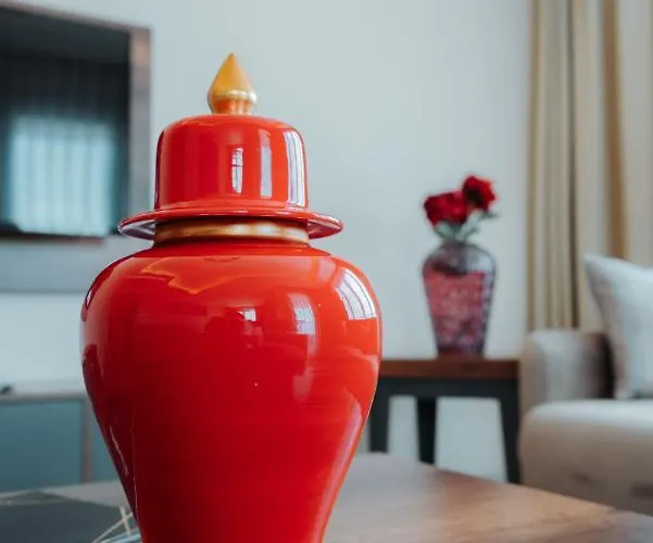 Empula & Residences 4*