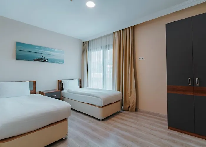 מלון Empula & Residences 4*