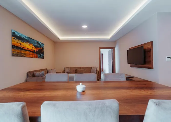 מלון Empula & Residences