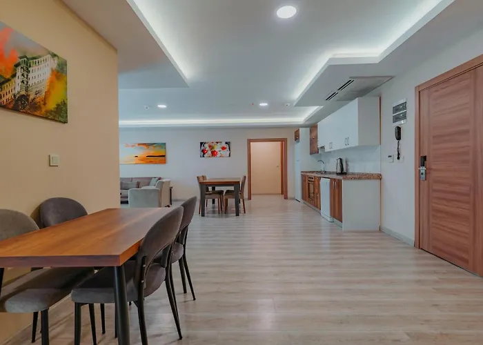 Empula & Residences 酒店 4*